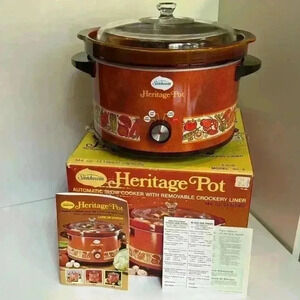 New in box! 1977 Sunbeam Heritage Pot  4 L slow cooker model SC-5